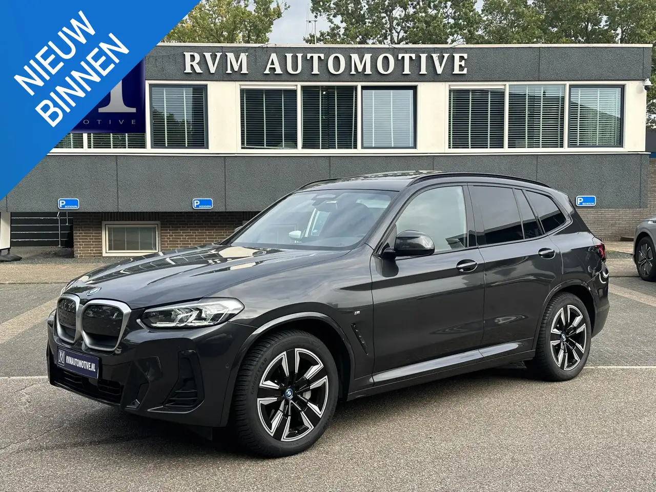 BMW iX3