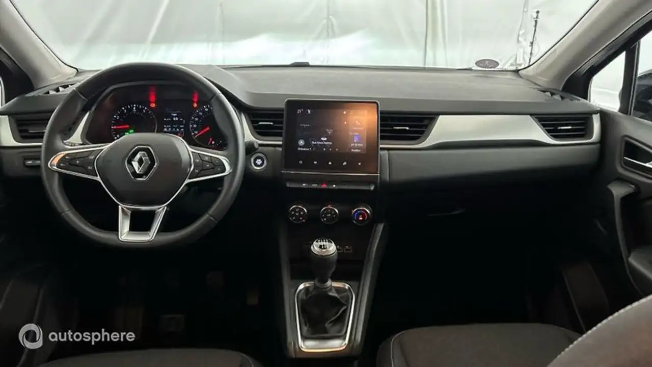 Renault Captur — photo 11