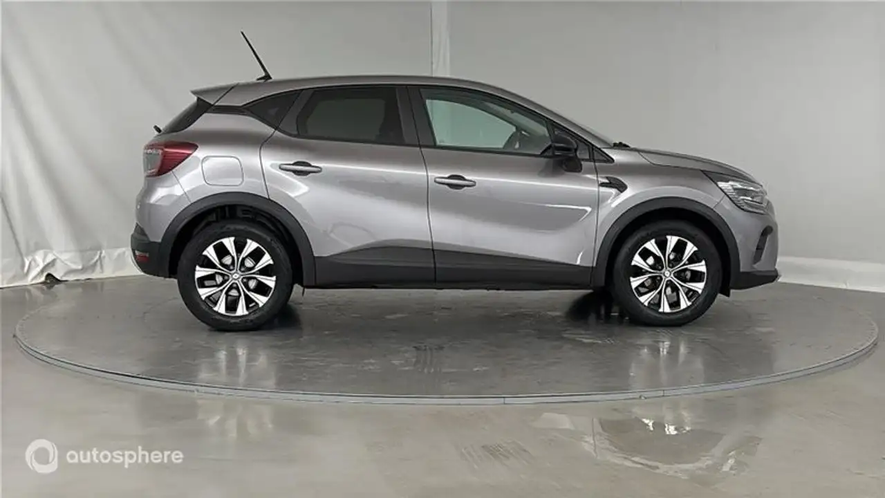 Renault Captur — photo 4