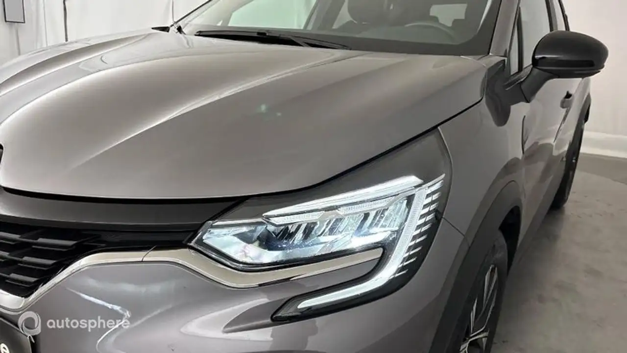 Renault Captur — photo 17