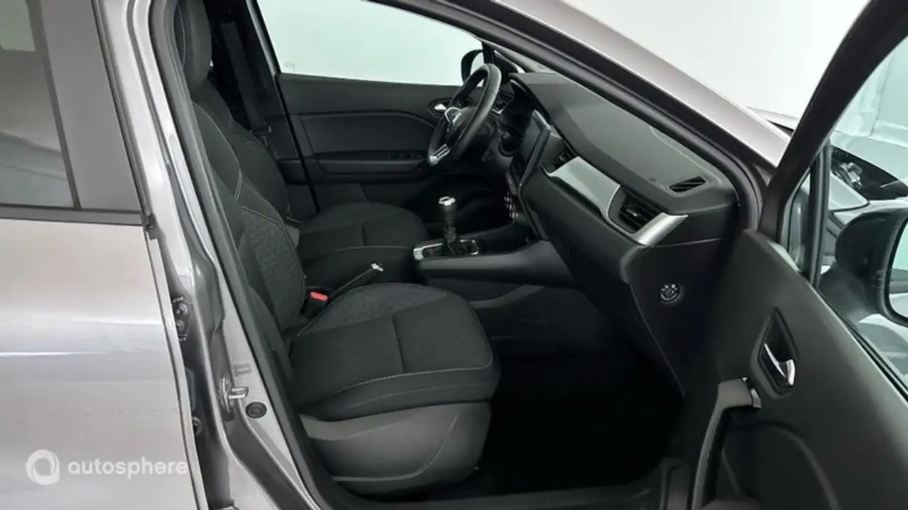 Renault Captur — photo 15