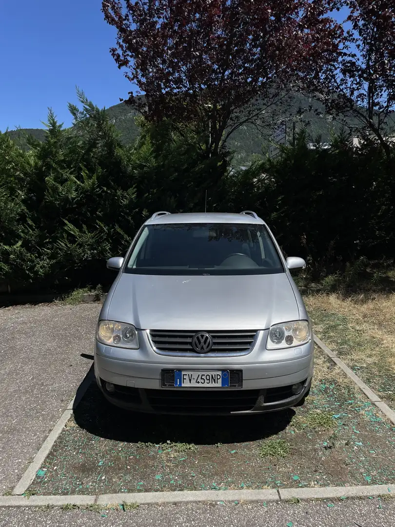 Volkswagen Touran 2.0 TDI Highline 140cv Grigio - 1