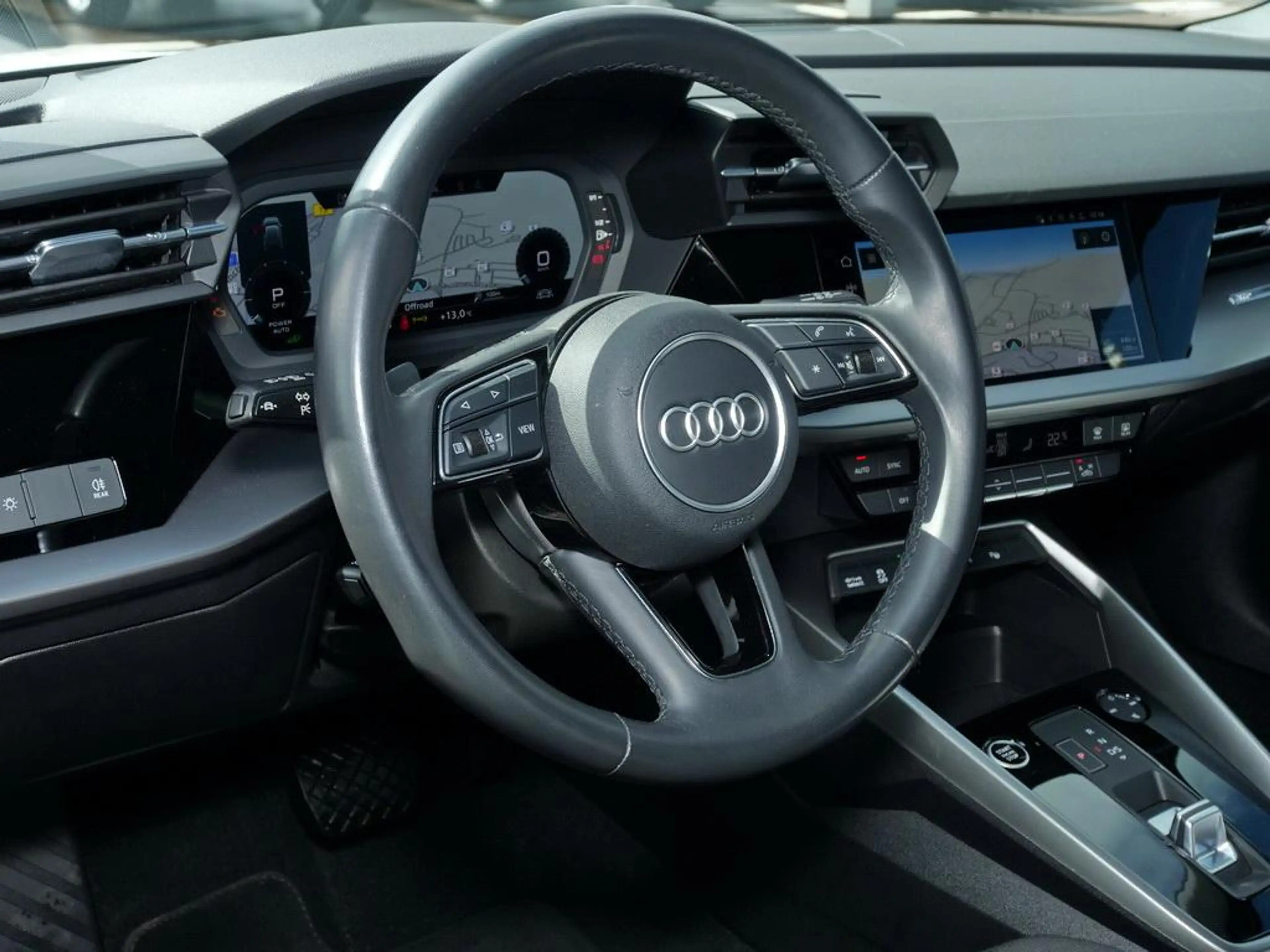Audi A3 40 TFSIe S-tronic AHK+NAVI+VC — photo 6