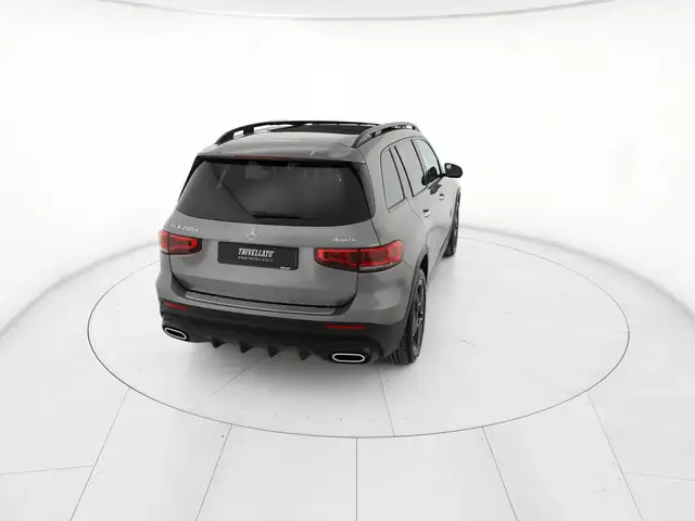 Mercedes-Benz GLB view 6