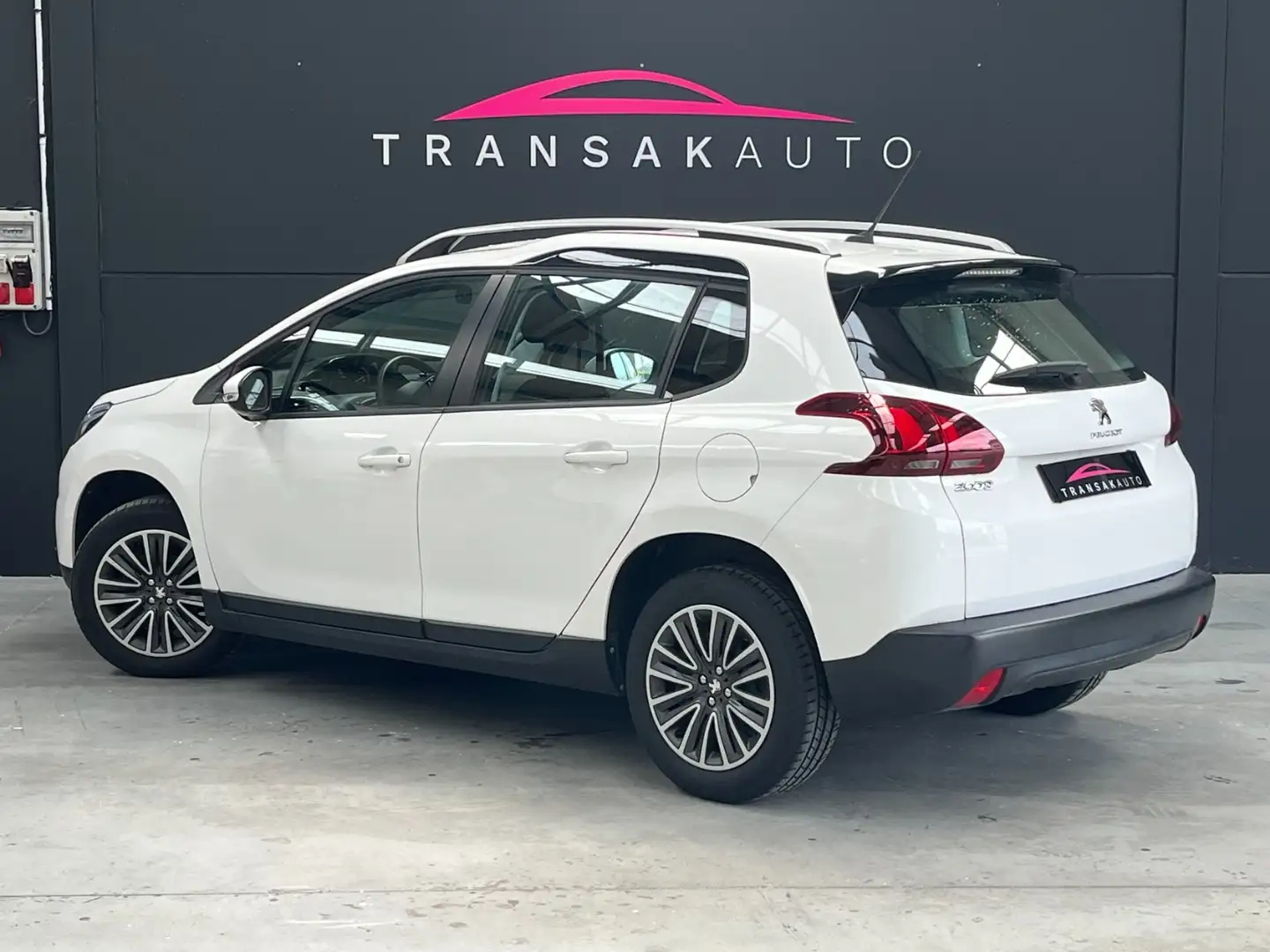 Peugeot 2008 Active Blanc - 2