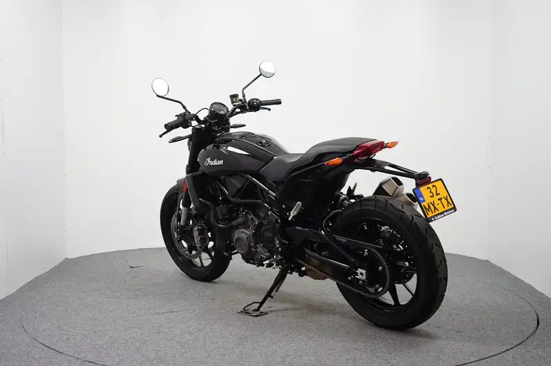 Indian FTR 1200 - foto 6