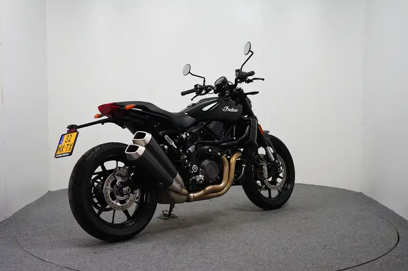 Indian FTR 1200 - foto 8