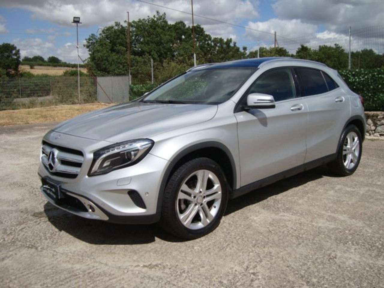 Mercedes-Benz GLA 200 d 136CV Enduro  \'\'TETTO PANORAMICO\'\'