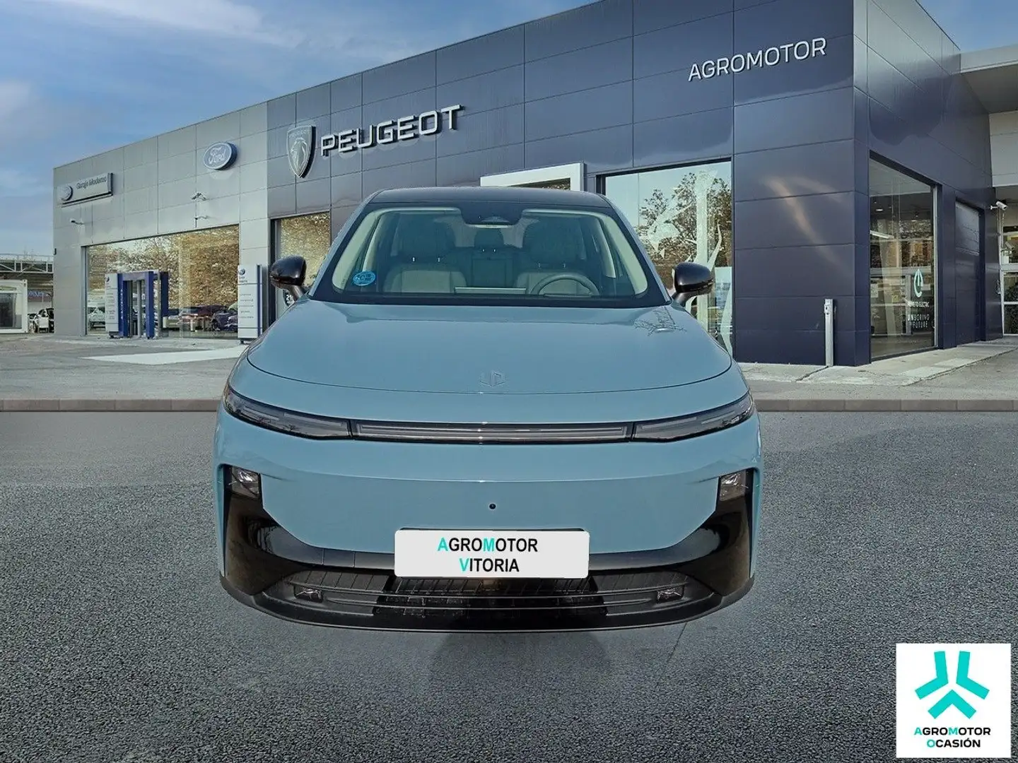 Leapmotor B10 BEV 67.1kWh DesignProMax Auto Azul - 2