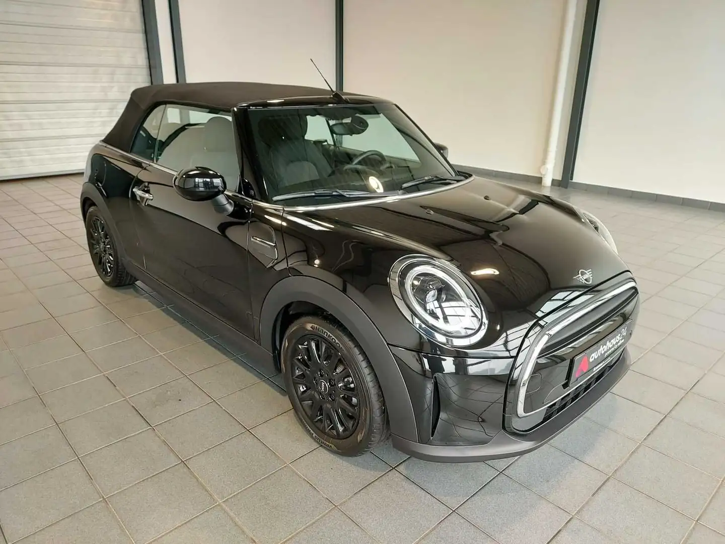 MINI One Cabrio Essential Trim LED|ParkPilot|Sitzhzg Fekete - 2