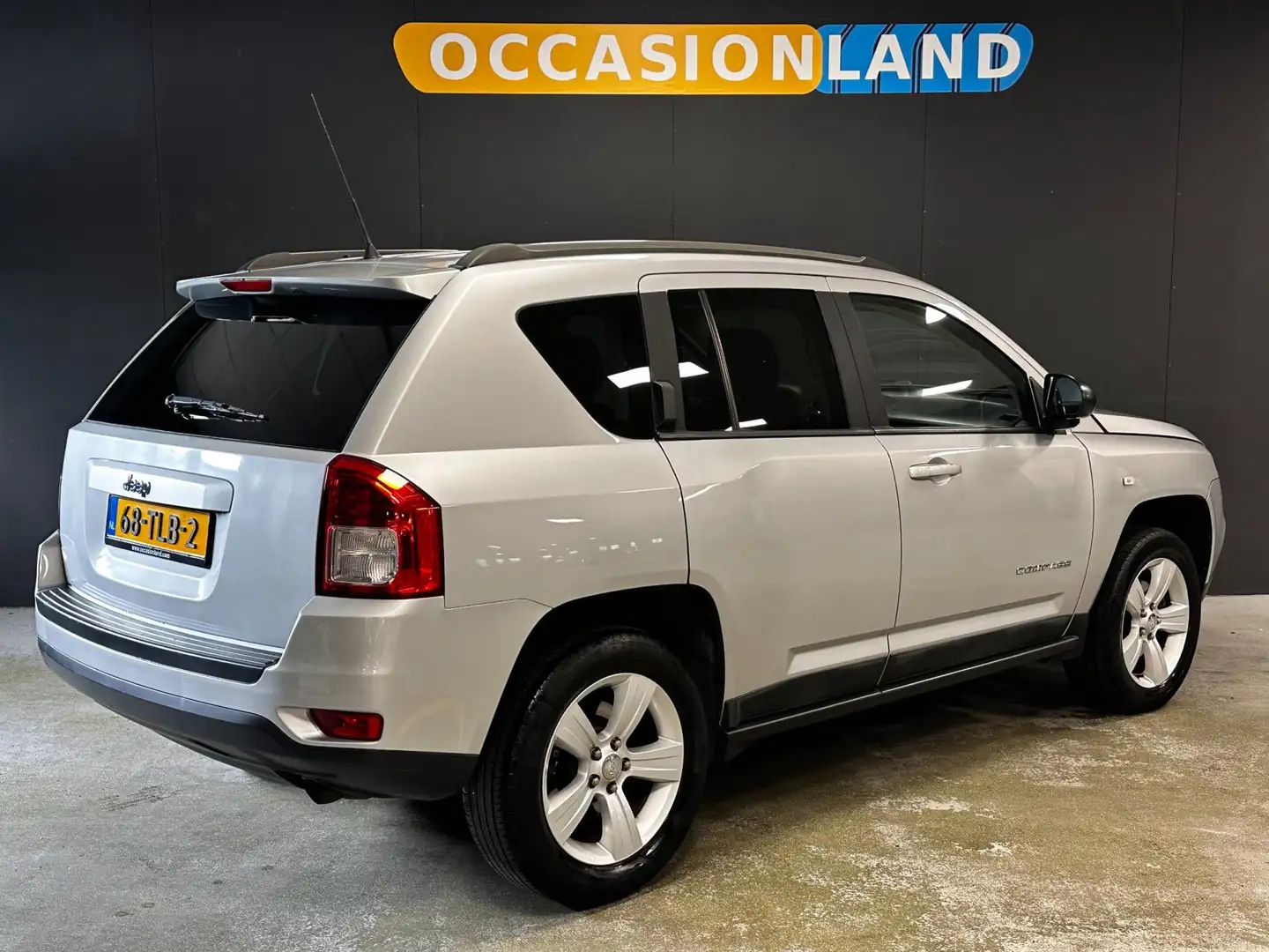 Jeep Compass 2.0 Sport|NAVI|AIRCO|NAP|CRUISE| Grijs - 2