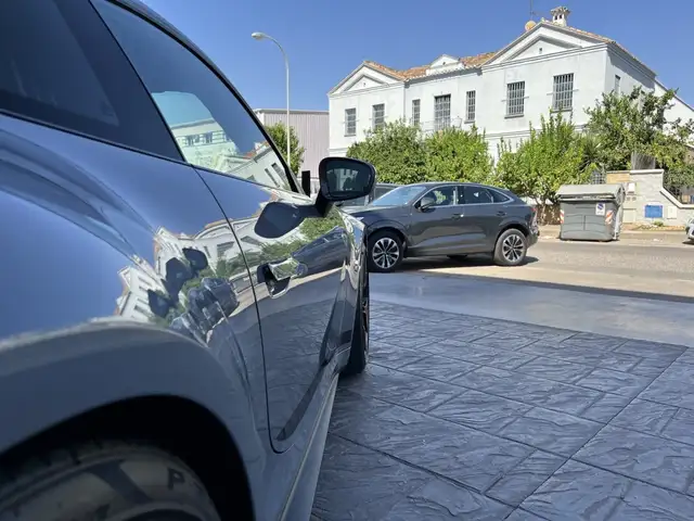 Porsche 911 view 14