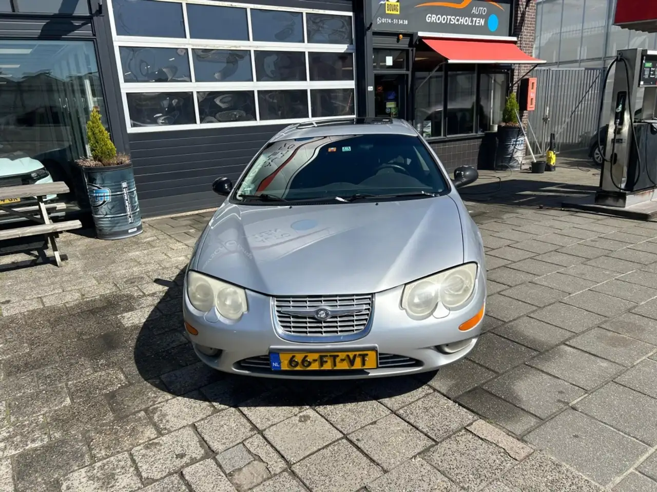 Chrysler 300 M 2.7 I V6 AUT lees de advertentie goed !!, foto 2