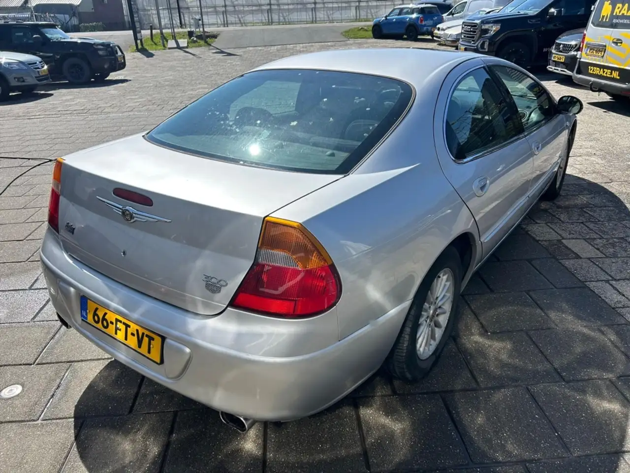 Chrysler 300 M 2.7 I V6 AUT lees de advertentie goed !!, foto 6