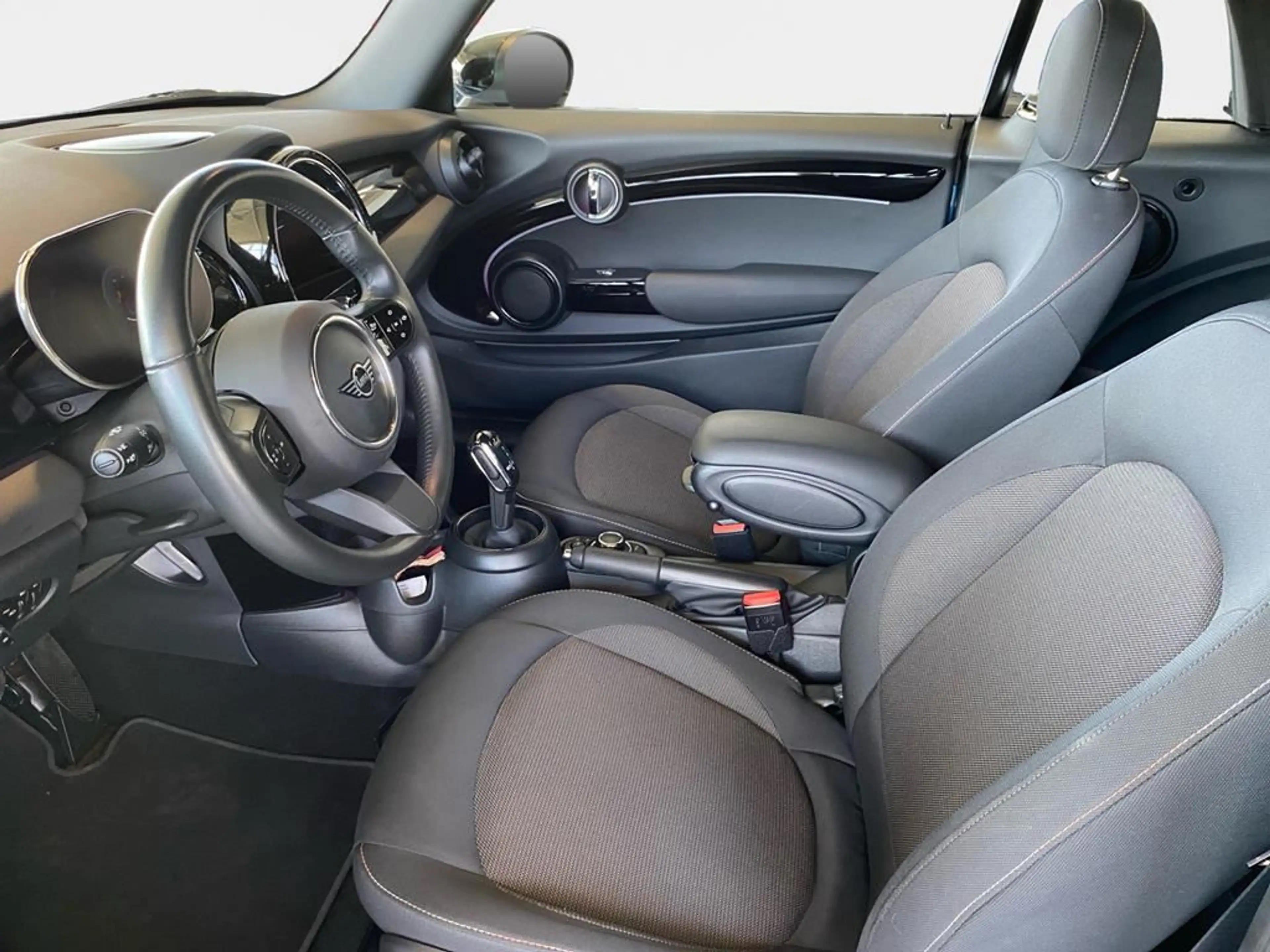 MINI Cooper Cabrio Classic Trim — photo 10