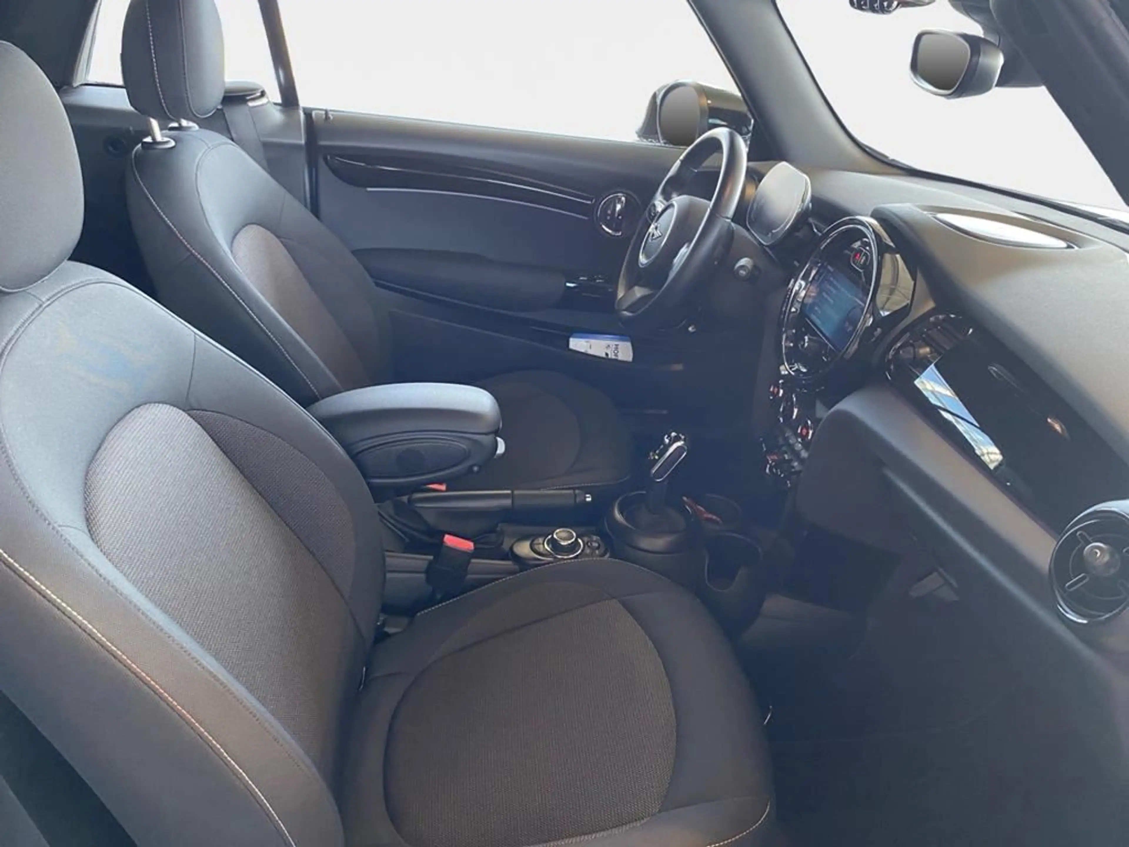 MINI Cooper Cabrio Classic Trim — photo 15