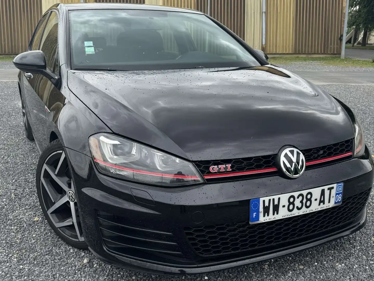 Volkswagen Golf GTI 2L TFSI Noir - 1