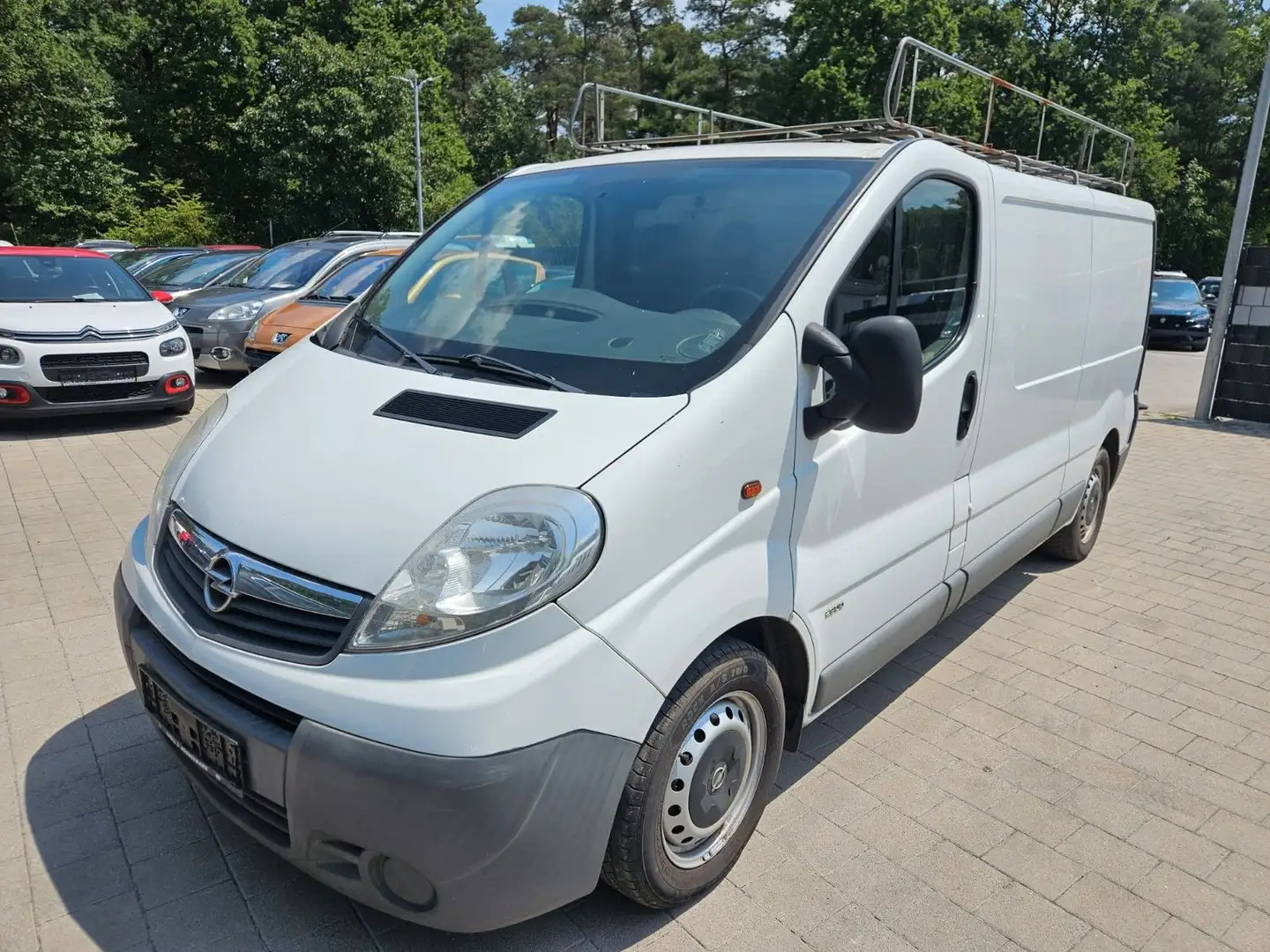 Opel Vivaro Kasten/Kombi Kasten L2H1 2,9t Weiß - 2