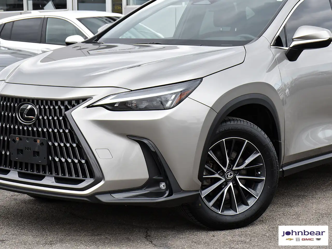 Lexus NX снимка Lexus NX