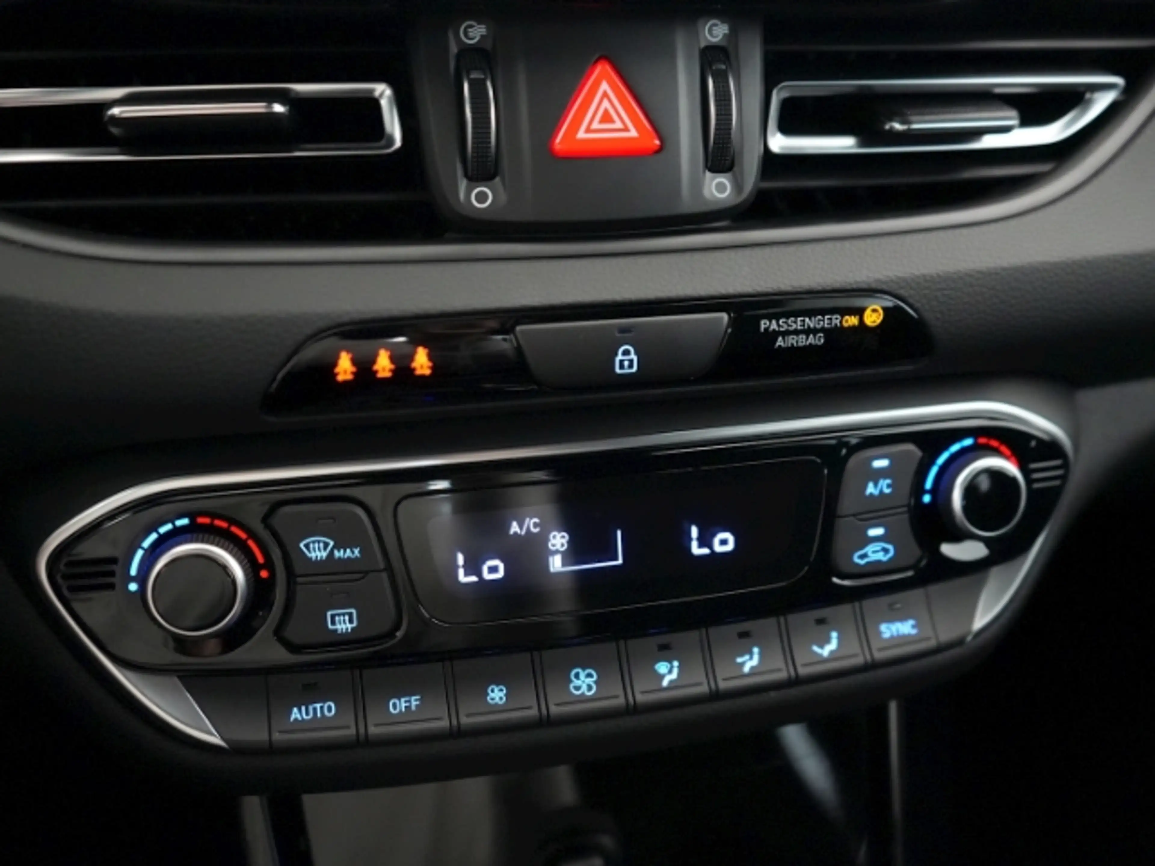Hyundai i30 FACELIFT T-GDI ADVANTAGE 48V DCT+VOLL LED+NAVI+RÜC — photo 15