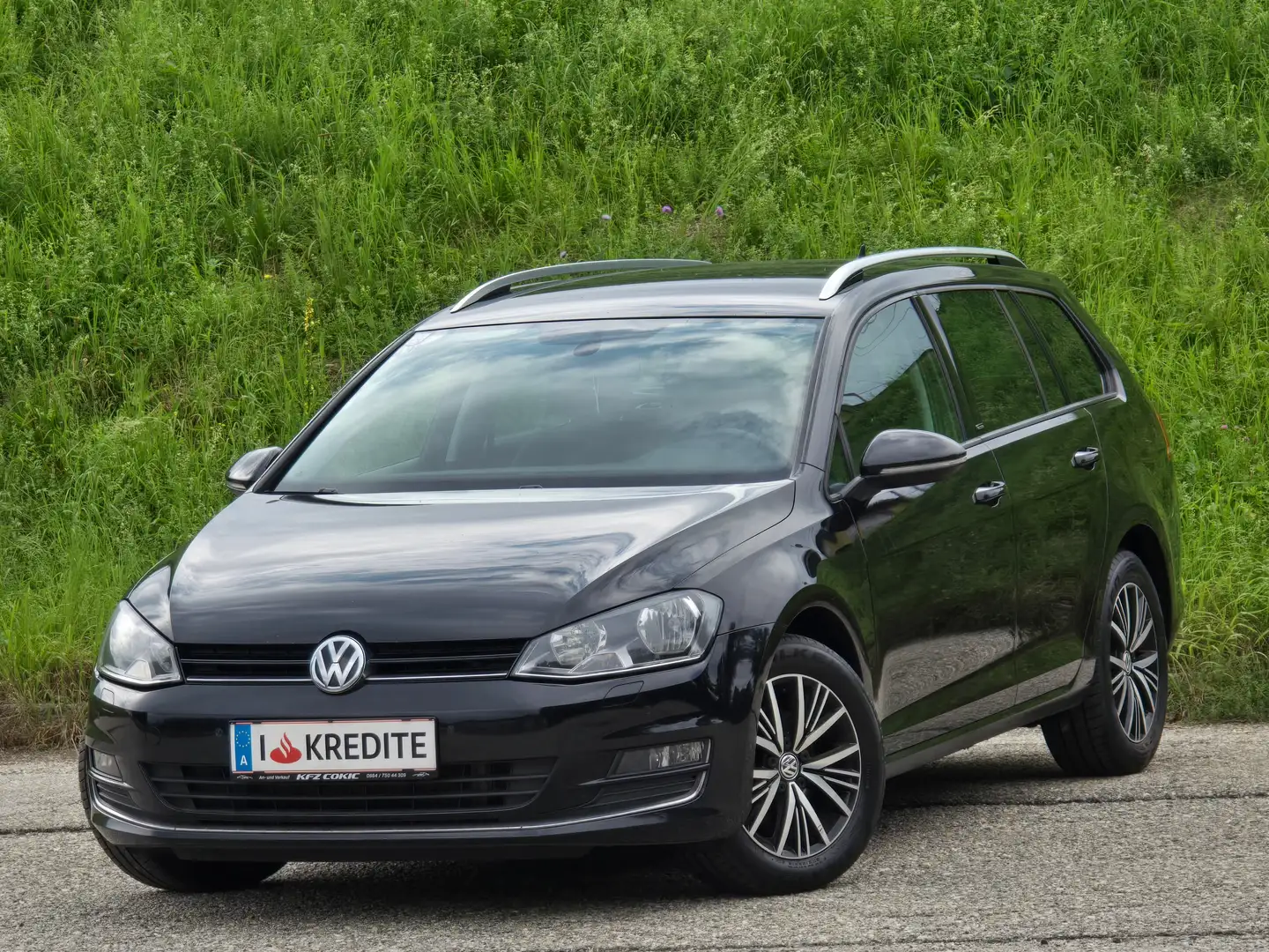 Volkswagen Golf Variant Allstar BMT Top* Kredit* Navi*Sitzheizung*Tempomat Schwarz - 1