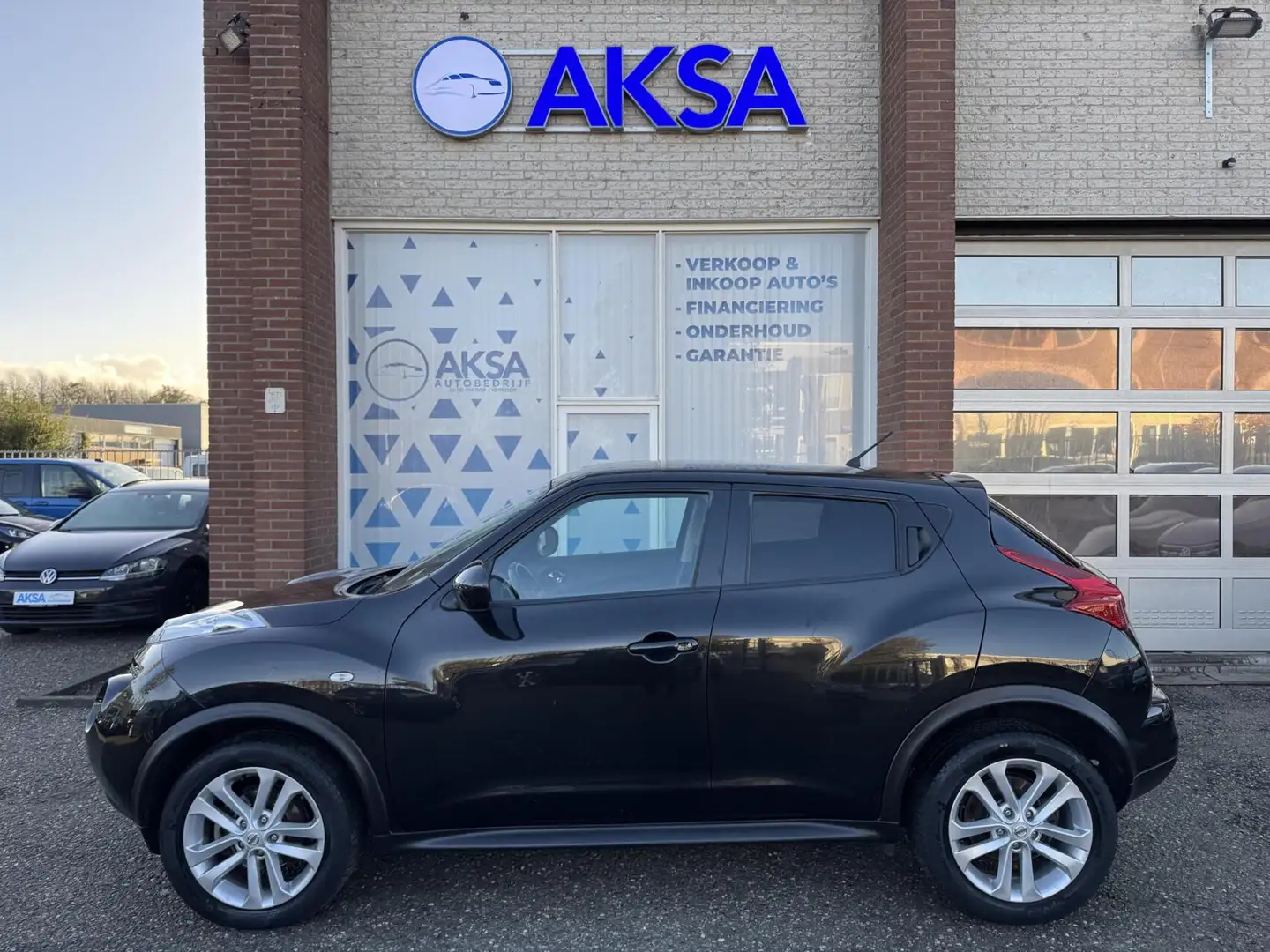 Nissan Juke 1.6 Acenta Airco Sportvelg Climatic Noir - 2