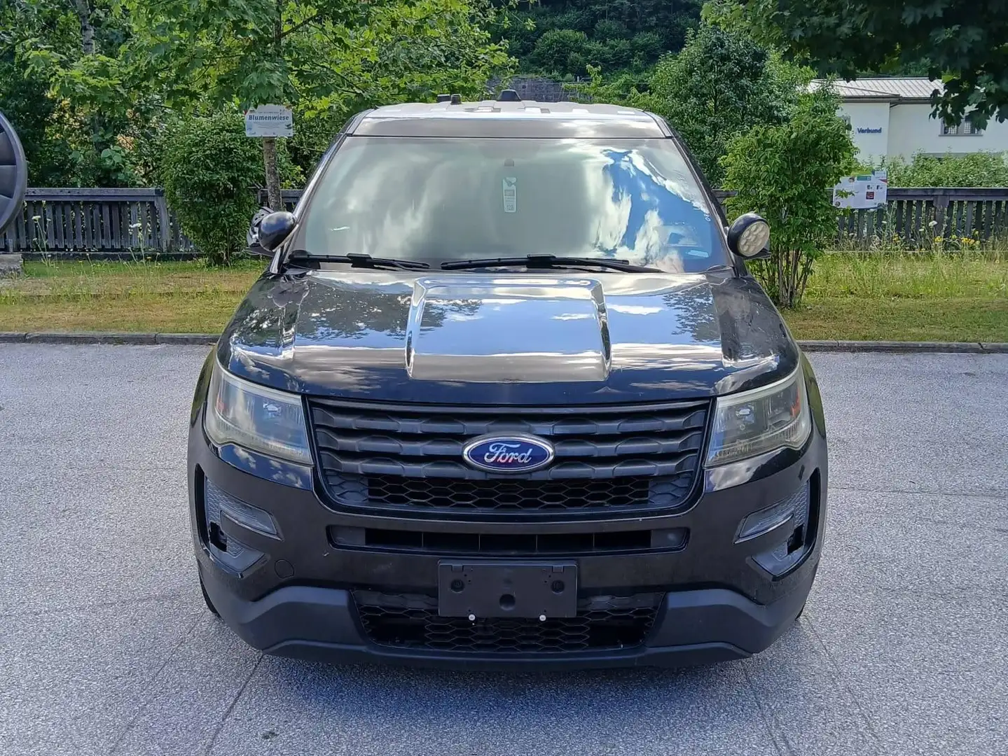 Ford Explorer Interceptor Utility Schwarz - 2