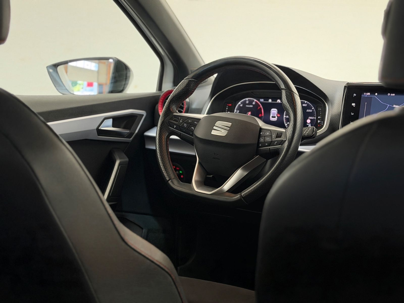 SEAT Ibiza Carbon Edition FR 1.5 DSG/DCC/ACC/SHZ/NAVI — photo 12