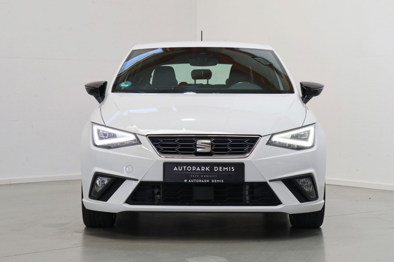 SEAT Ibiza Carbon Edition FR 1.5 DSG/DCC/ACC/SHZ/NAVI — photo 3