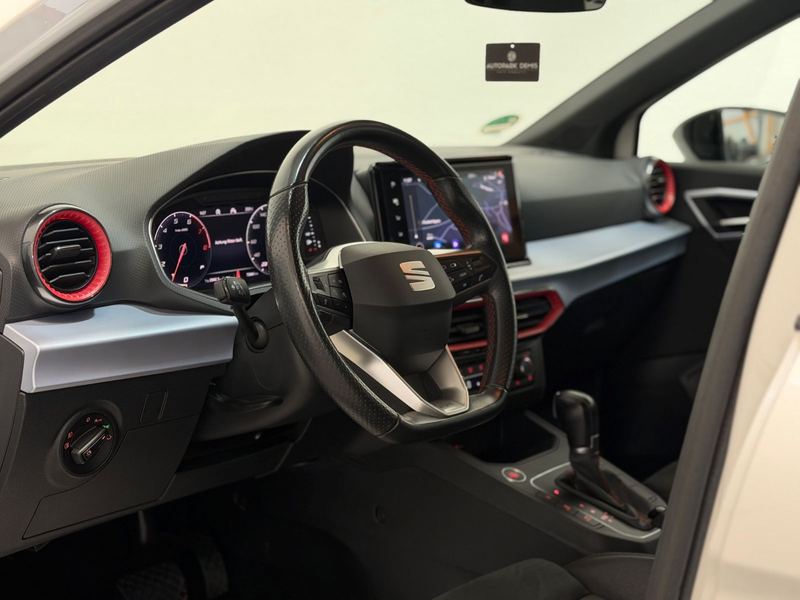 SEAT Ibiza Carbon Edition FR 1.5 DSG/DCC/ACC/SHZ/NAVI — photo 10