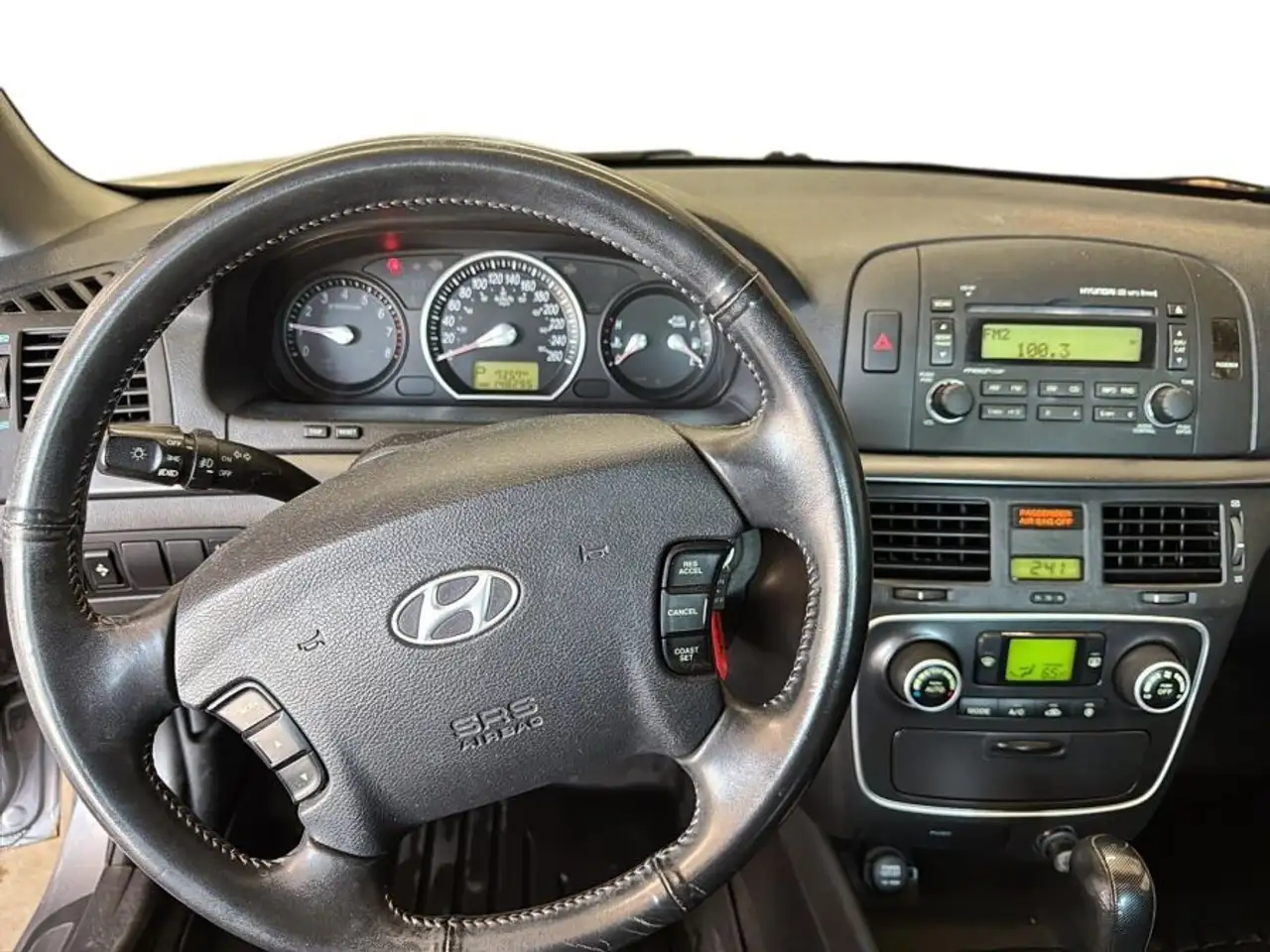 Hyundai SONATA снимка Hyundai SONATA
