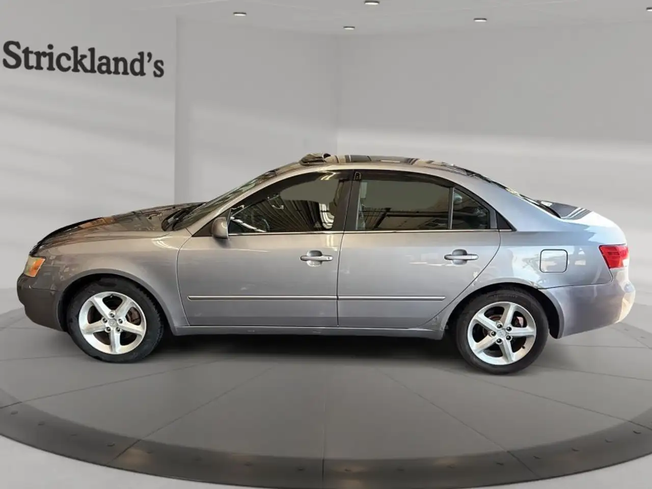 Hyundai SONATA снимка Hyundai SONATA
