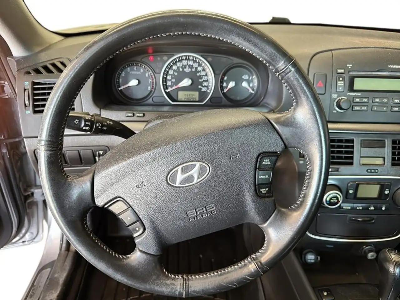 Hyundai SONATA снимка Hyundai SONATA