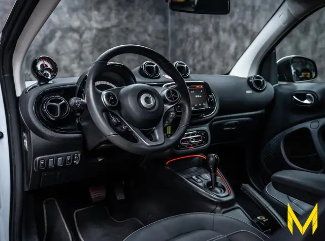 Smart Fortwo view 12