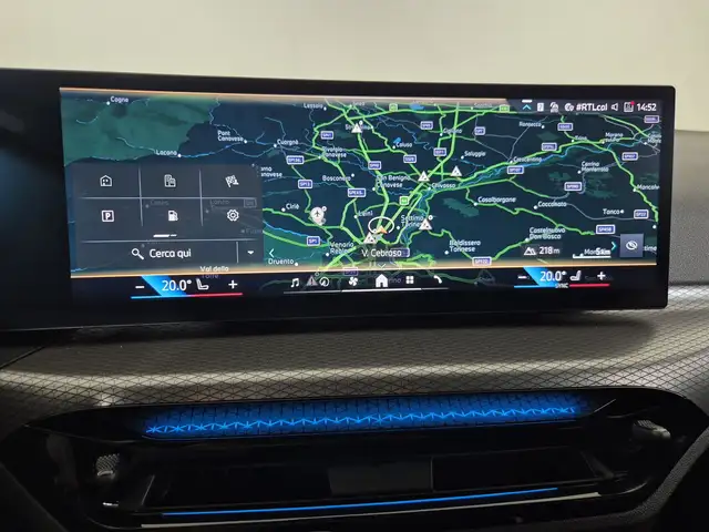 BMW 3 Series view 13