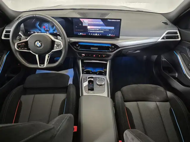 BMW 3 Series view 9