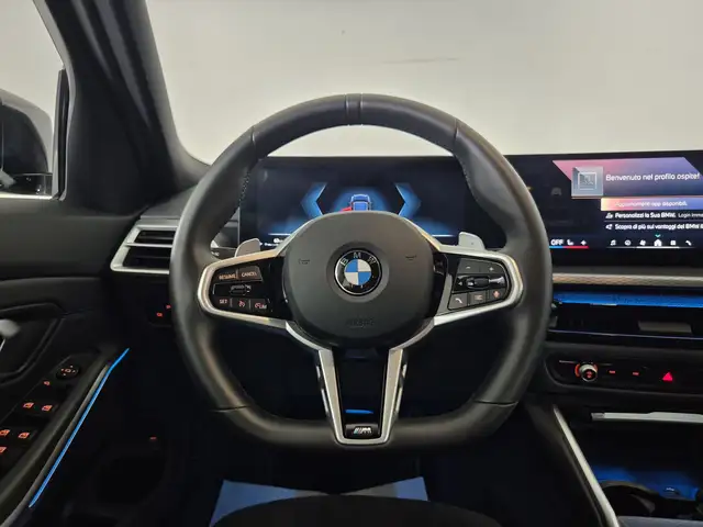 BMW 3 Series view 10