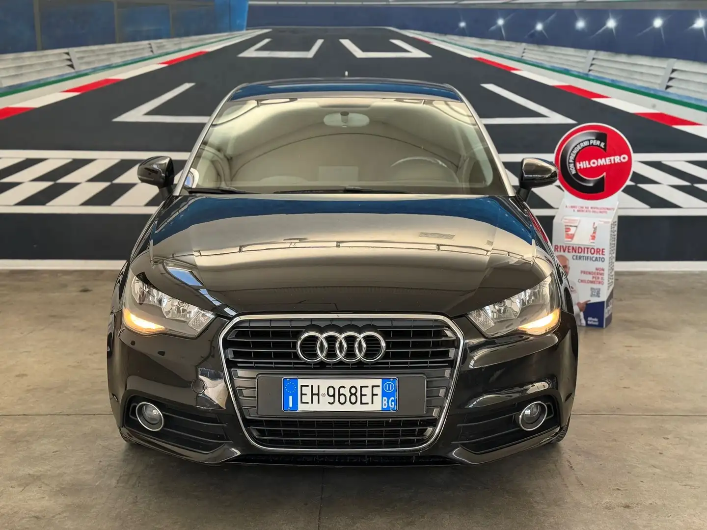 Audi A1 1.4 tfsi Ambition 122cv s-tronic Noir - 2