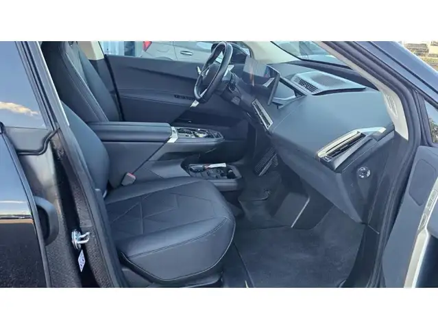 BMW Ix view 13