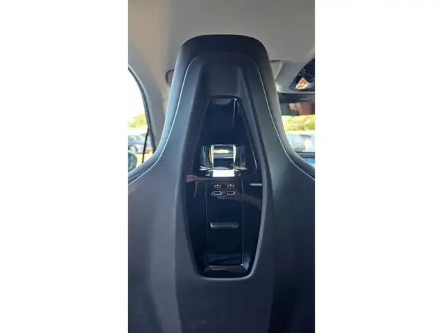 BMW Ix view 28