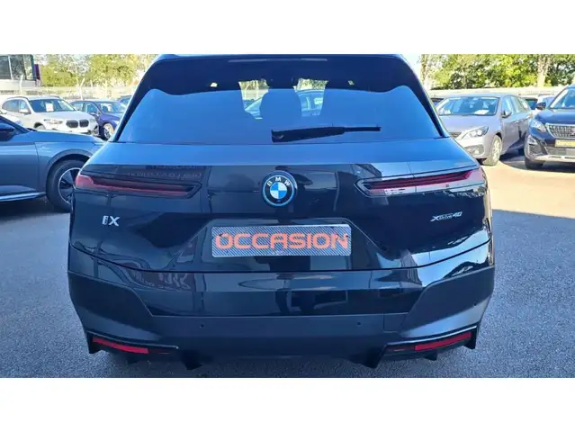 BMW Ix view 19
