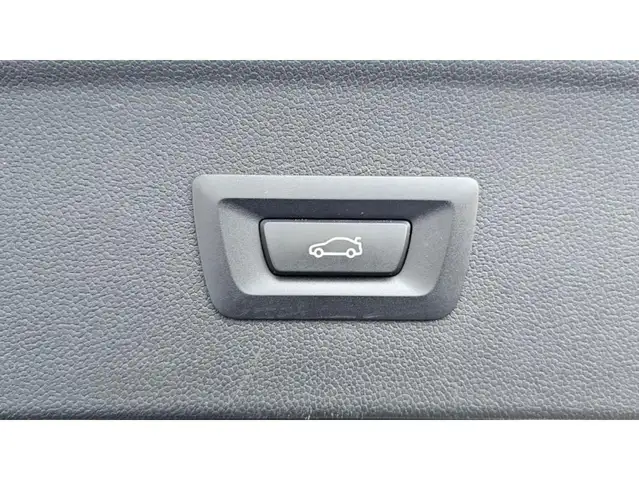 BMW Ix view 22