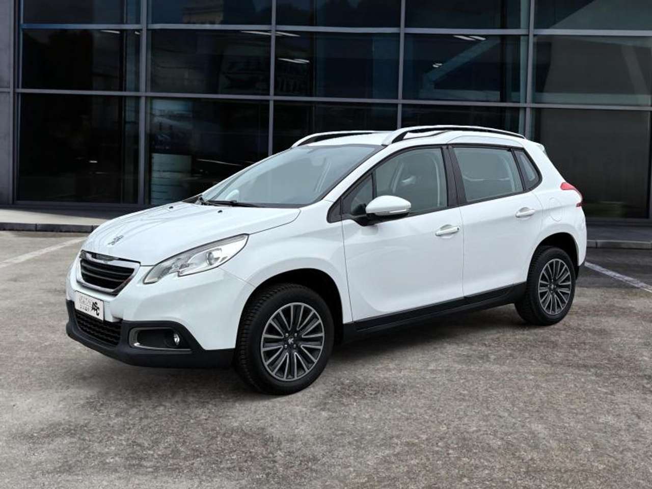 Peugeot 2008 1.4 DIESEL 68 CV  ADATTA NEOPATENTATI