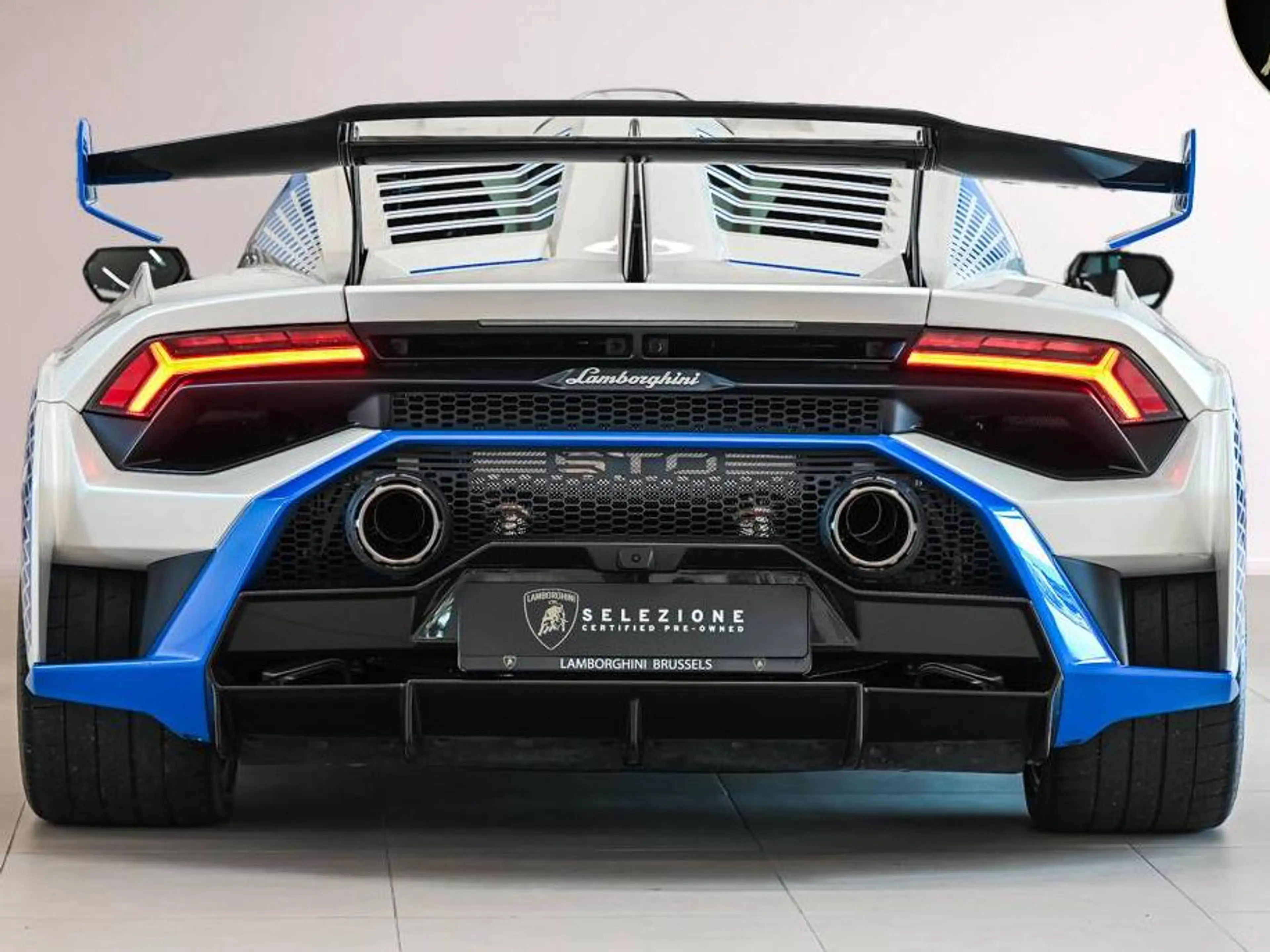 Lamborghini Huracán Huracan 5.2i V10 40v LP640-2 STO — photo 4