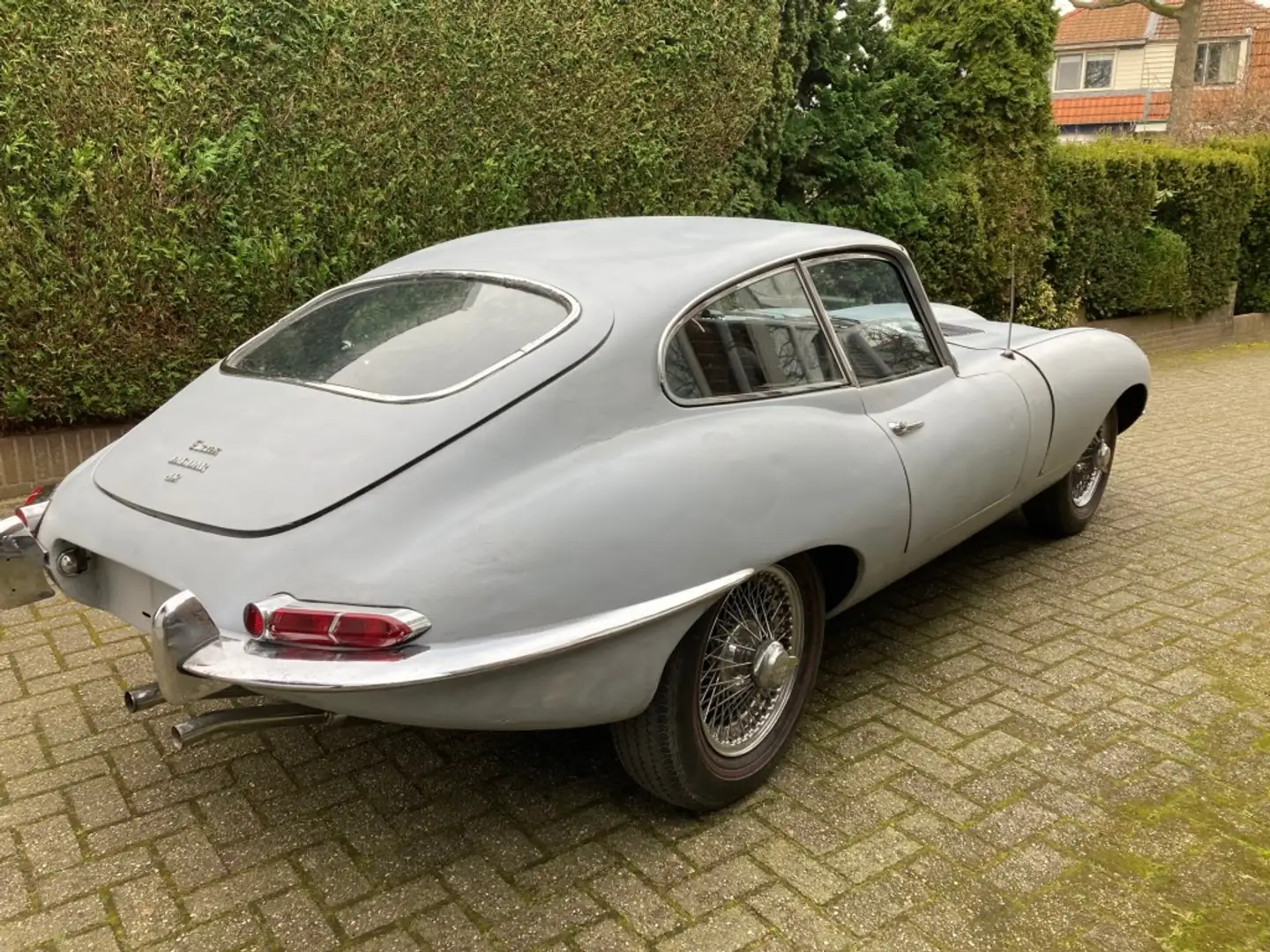 Jaguar E-Type Series 1 Coupe (Project ) Stříbrná - 2