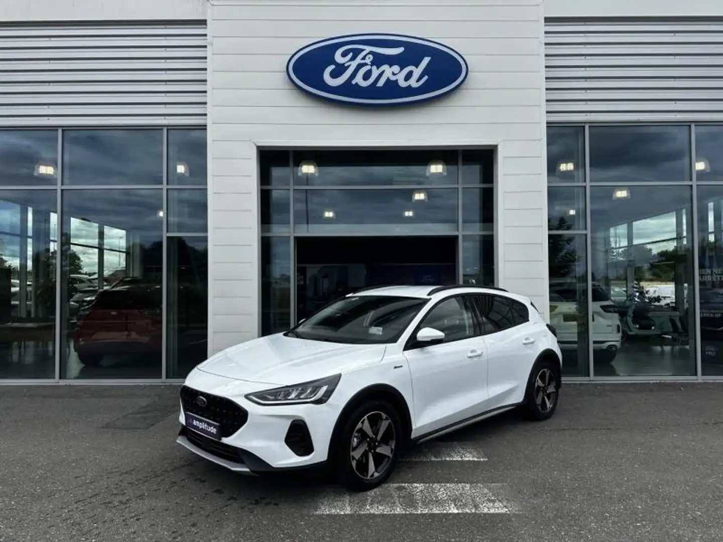 Ford Focus 1.0 Flexifuel mHEV 125ch Active X Blanc - 1