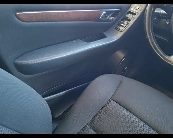 Mercedes-Benz A-Class view 14