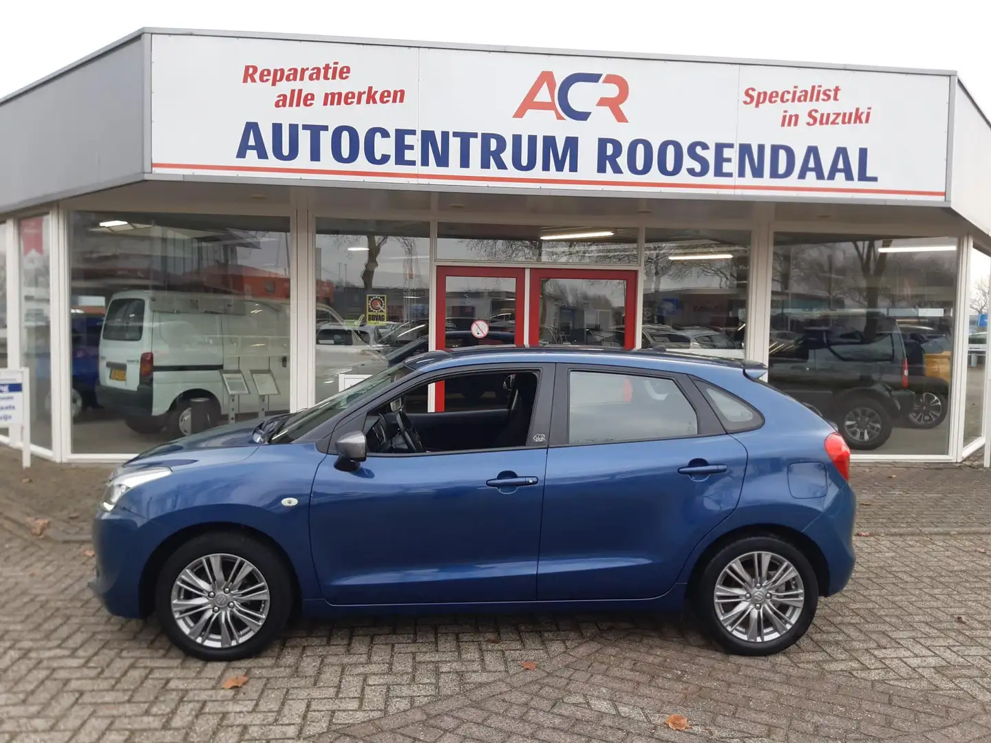 Suzuki Baleno 1.2 Rhino Azul - 2