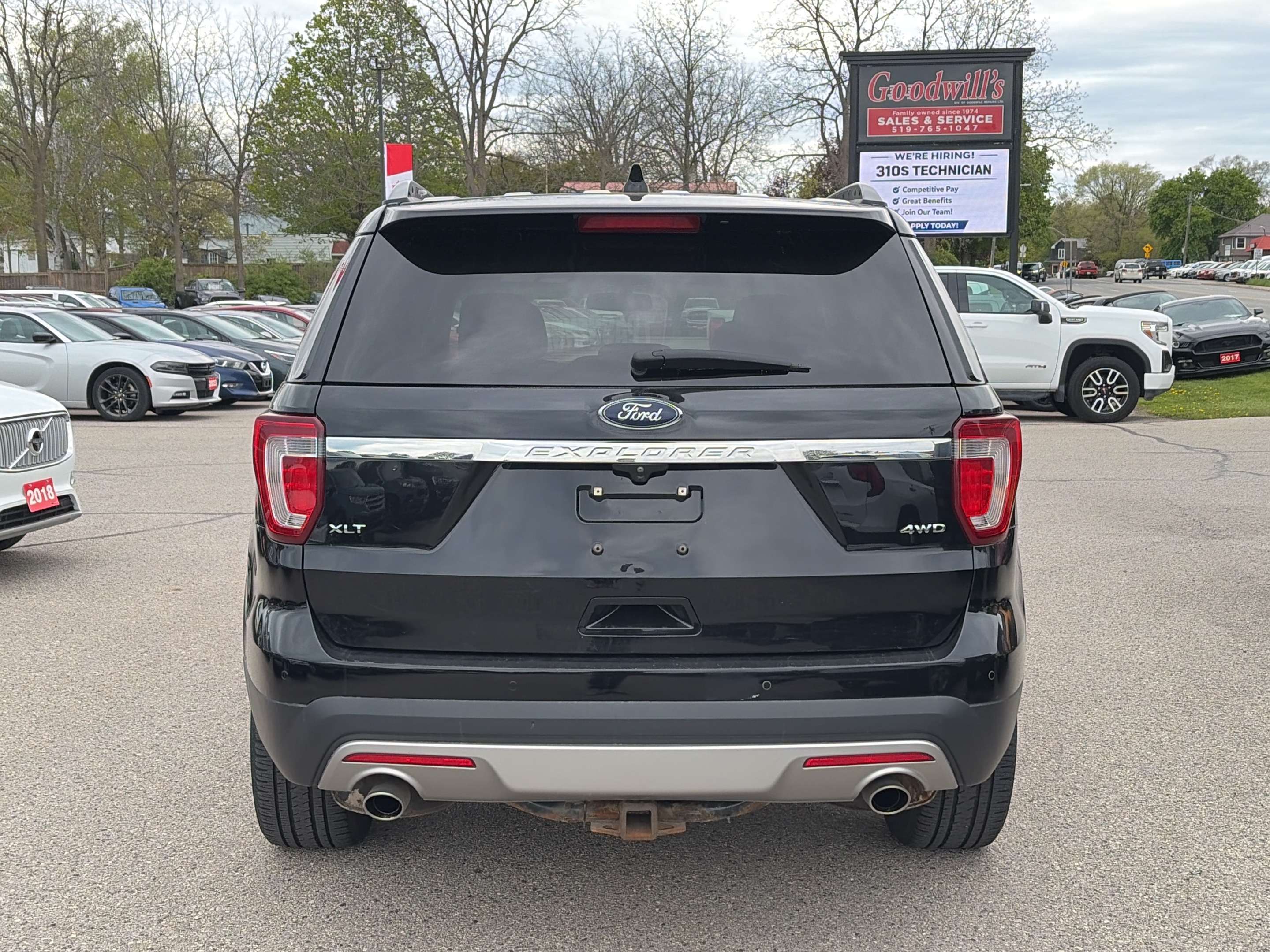 2017 Ford Explorer