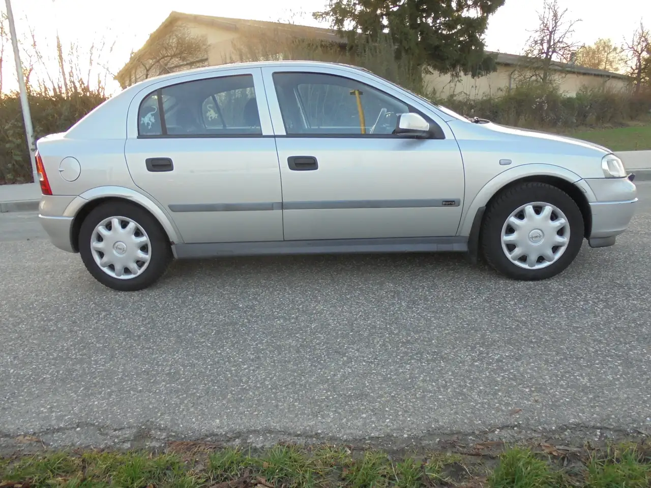 Opel Astra 1.6-16 V Elegance, foto 6